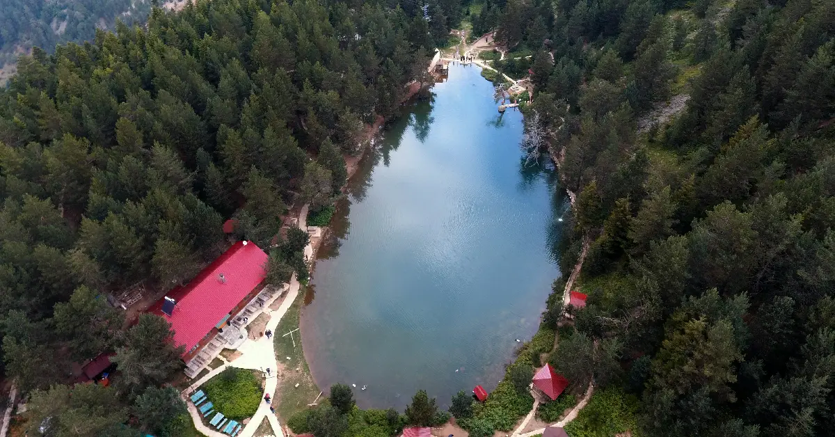 Limni Gölü Tabiat Parkı