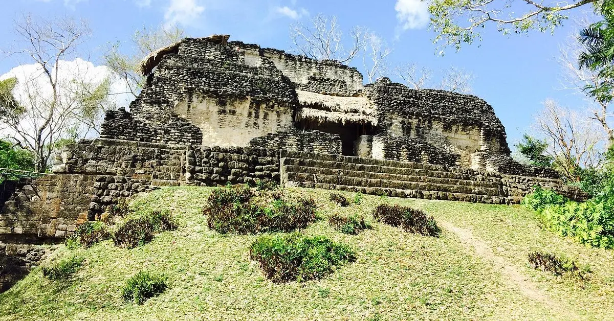 Ruinas de Uaxactun