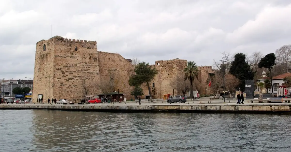 Sinop Kalesi