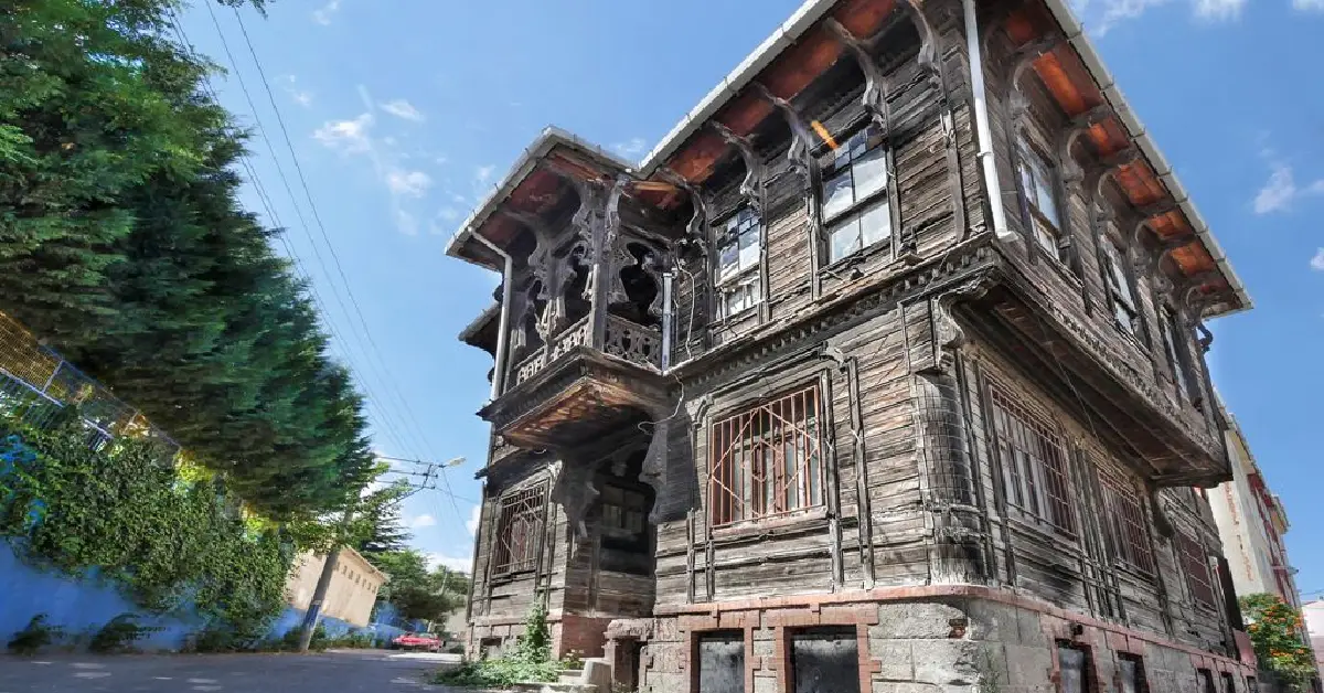 Tarihi Çorlu Evi