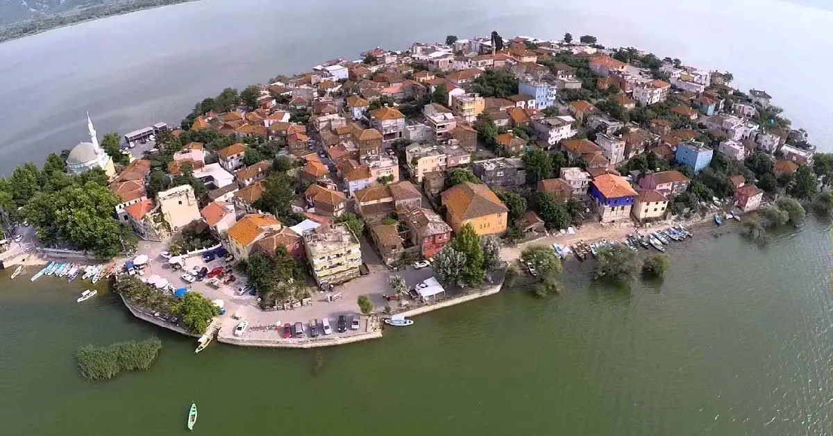 Uluabat Gölü