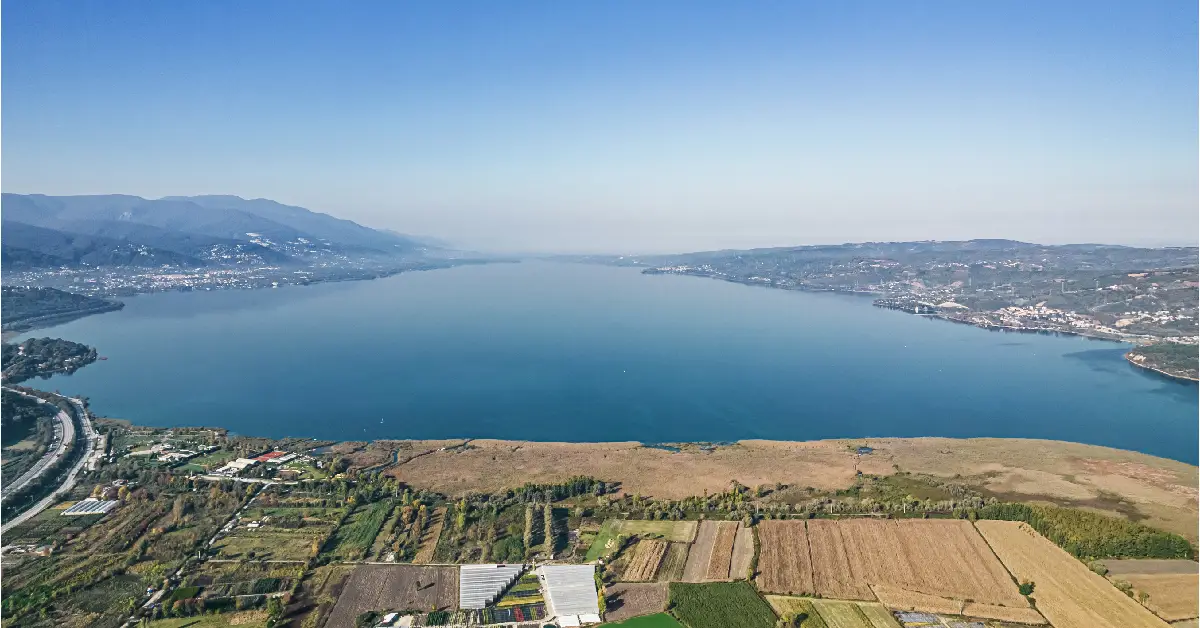 Sapanca Gölü