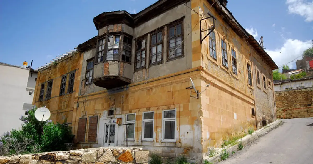 Bayburt Evleri