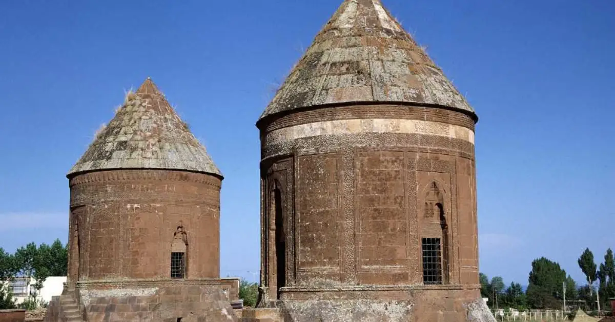 Çifte Kümbetler