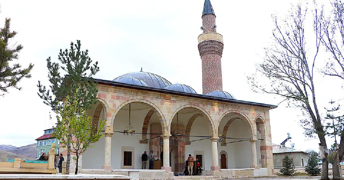 Ferahşat Bey Camii