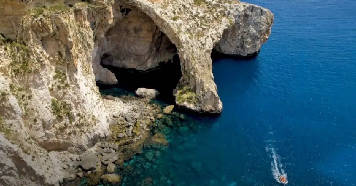 Güvercinlik Deniz Mağarası