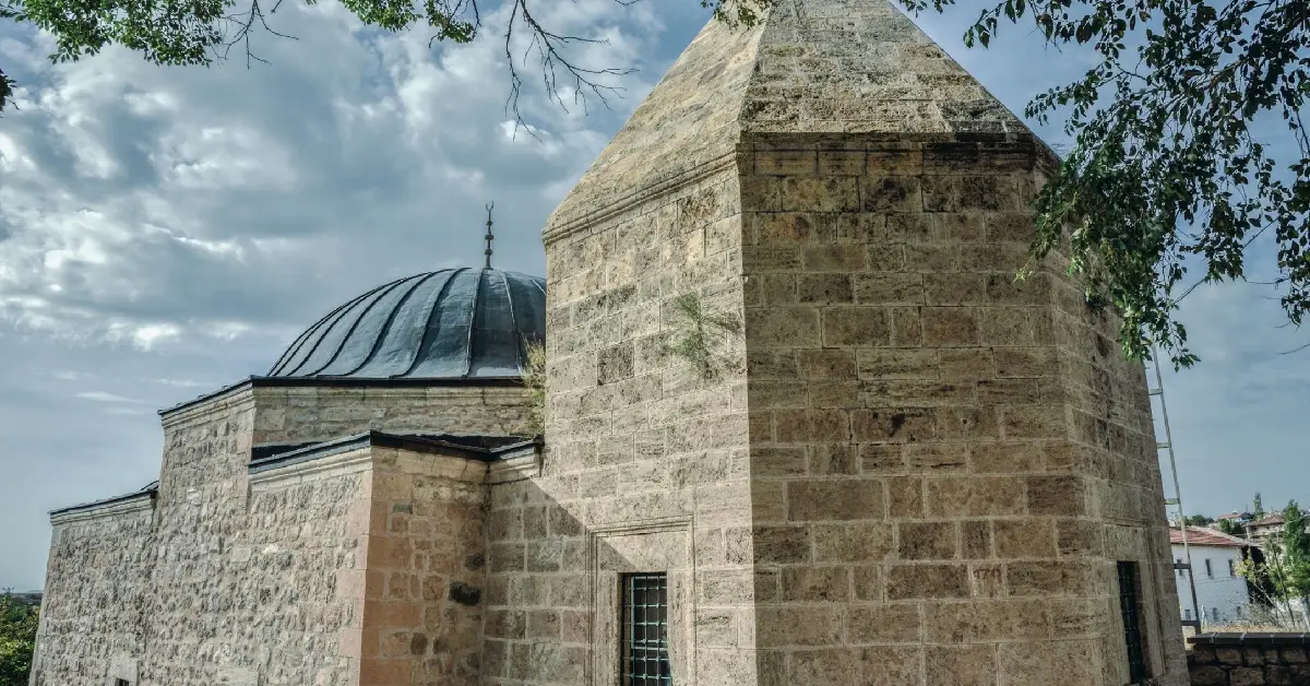 Kalender Baba Türbesi