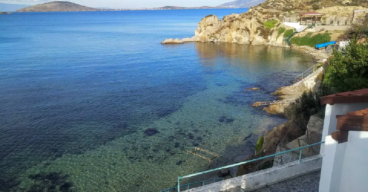 Manastır