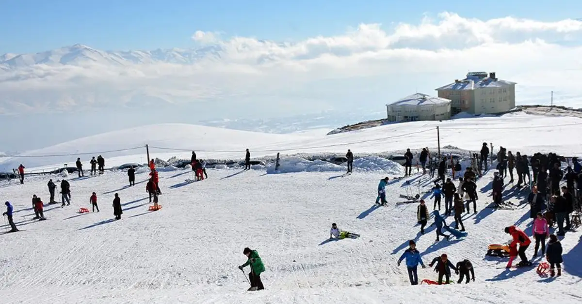 Nemrut Çiftkaya Kayak Merkezi