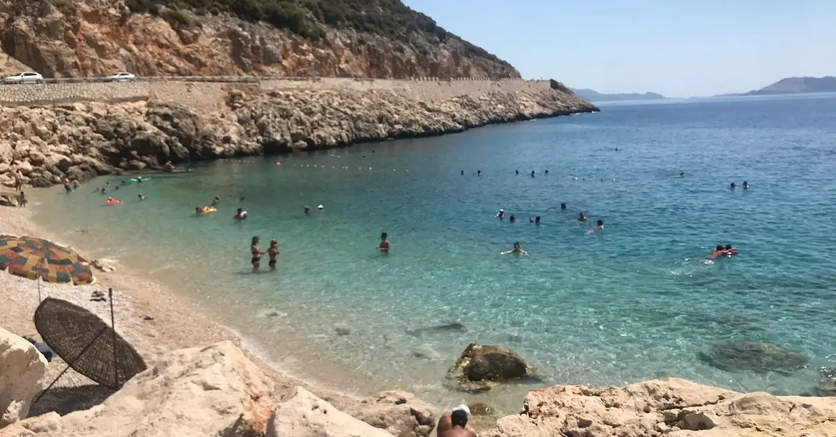 Seyrek Çakıl Plajı