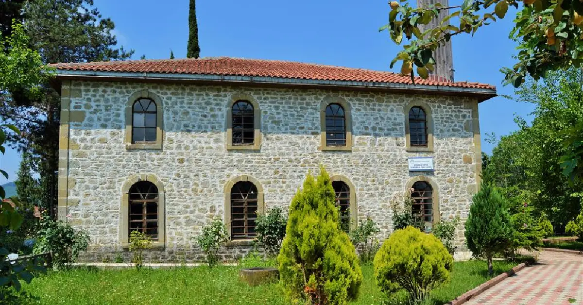 Yeni Meze Camii