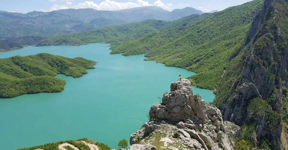 Bovilla Gölü