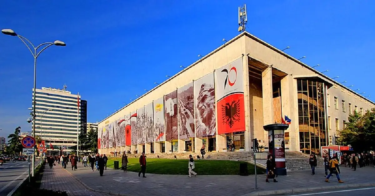 Opera ve Bale Binası