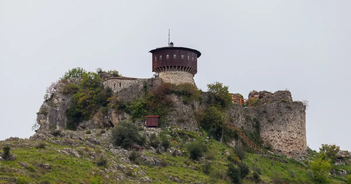 Petrela Kalesi