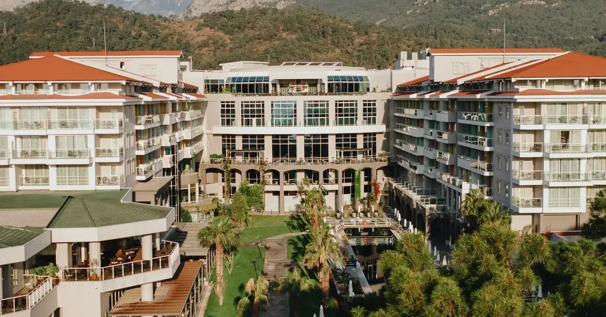 Akra Kemer