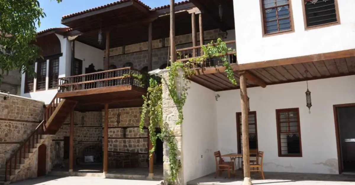 Deligönüller Konağı