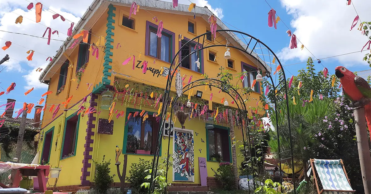 Zeynepp Restaurant Cafe