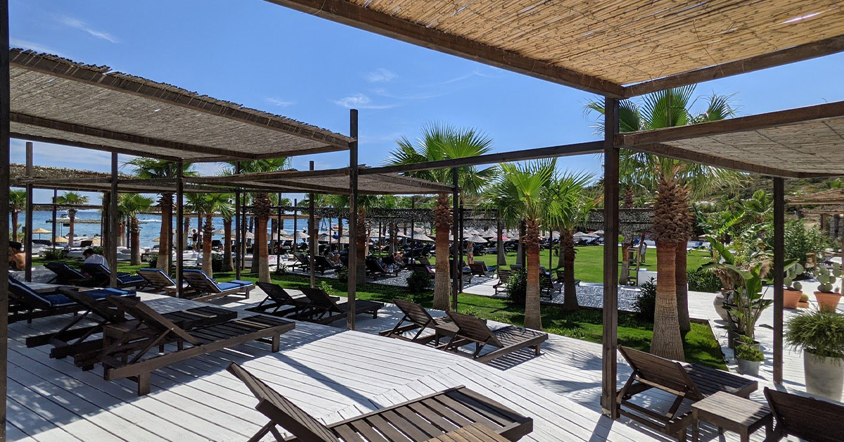 Fly_Inn_Beach_Club