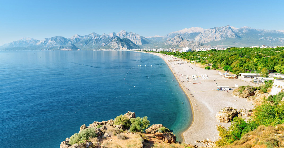 Konyaalti Sahili Akdeniz’in Goz Kamastiran Kiyisi