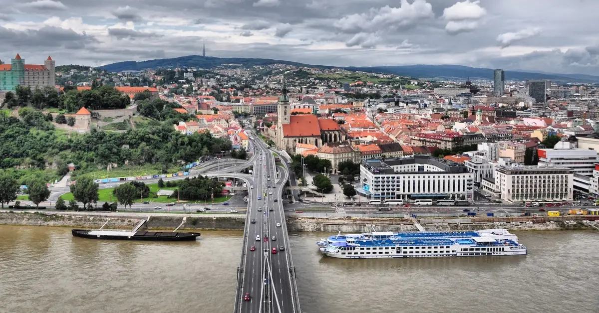 Slovakya Gezi Rehberi: Şehirler ve Doğal Güzellikler