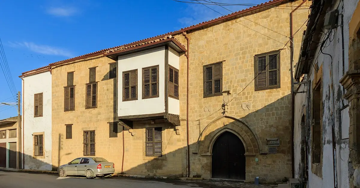 Lüzinyan Evi