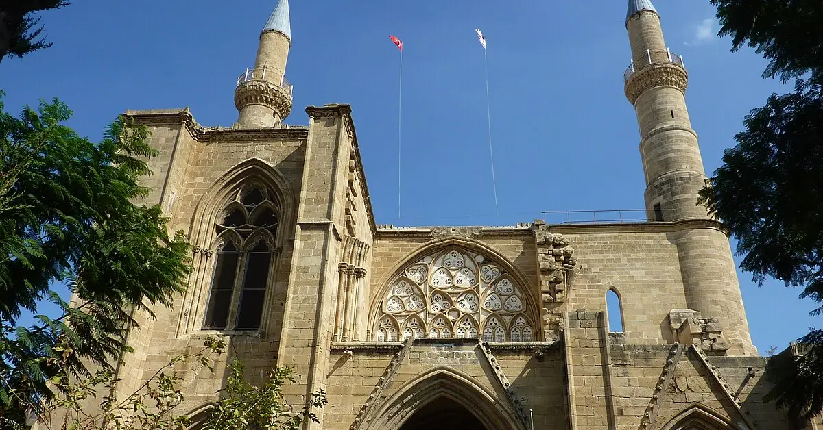 Selimiye Camii (St. Sophia Katedrali)