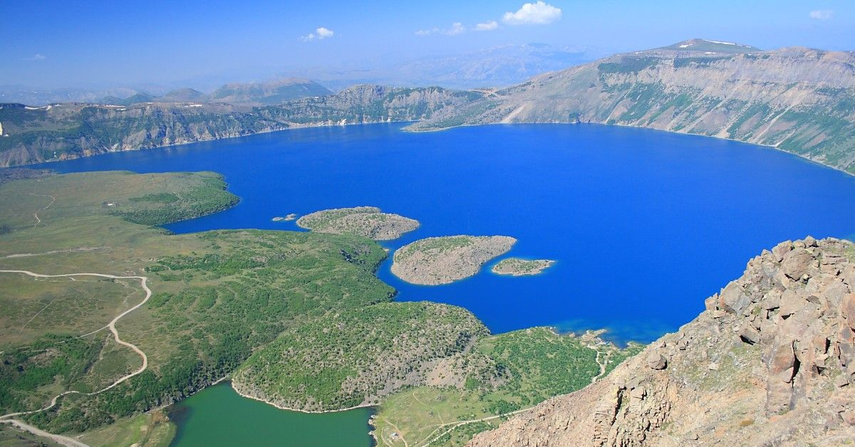 Van Gölü: Türkiye'nin En Büyük Gölü
