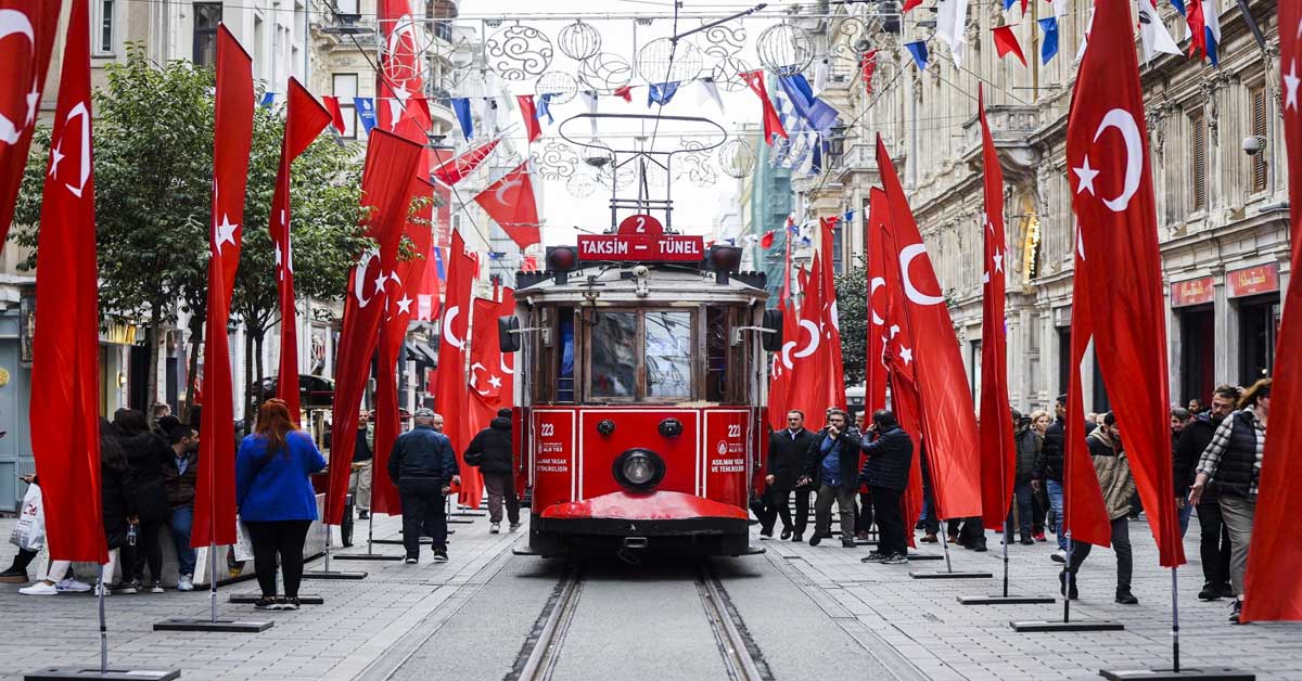 Alışveriş ve Eğlencenin Buluşma Noktası: İstiklal Caddesi ve Taksim