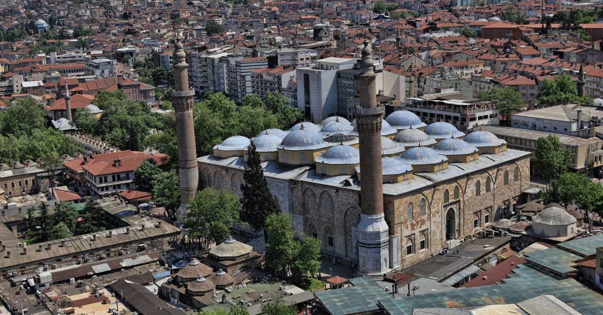 Bursa Ulu Cami: Osmanlı Döneminin Manevi Merkezi