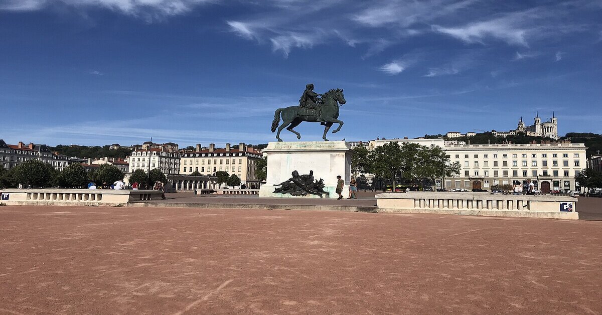 Bellecour Meydanı