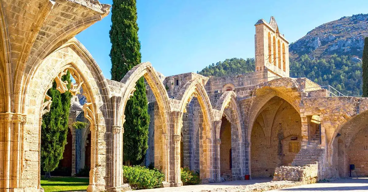bellapais manastiri
