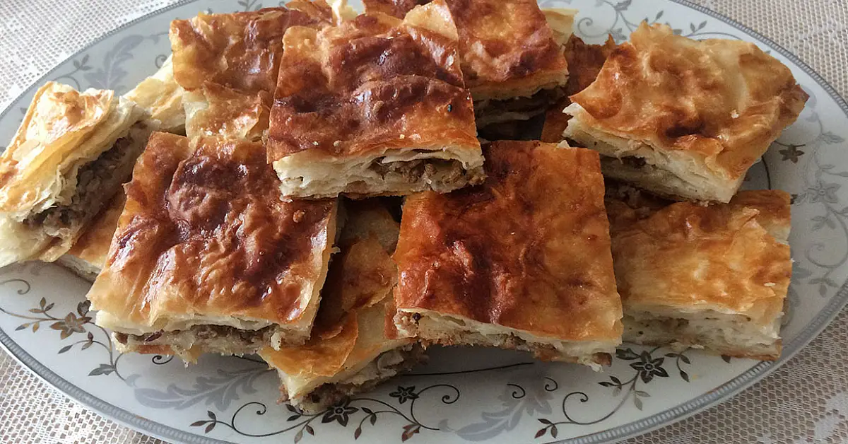 cevizli börek