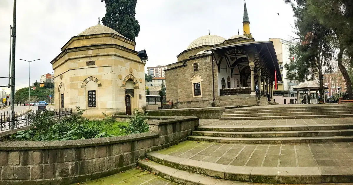 Gülbahar Hatub Türbesi