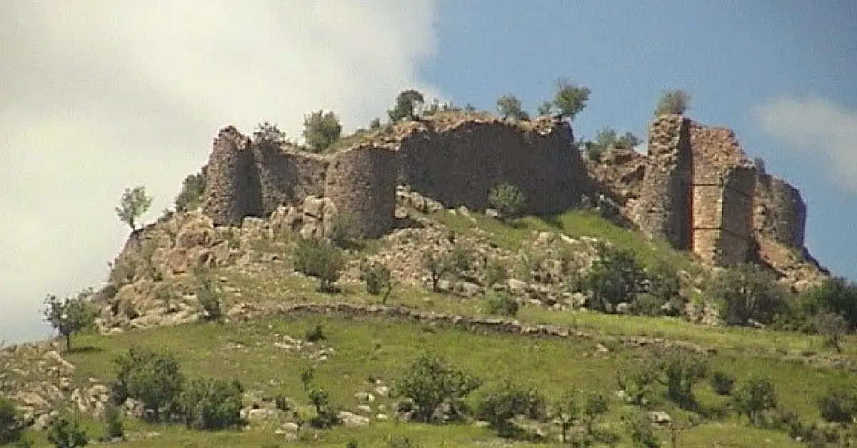 Kormas Kalesi