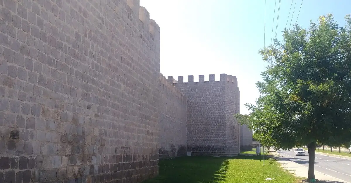 Malatya Battalgazi Roma Surları