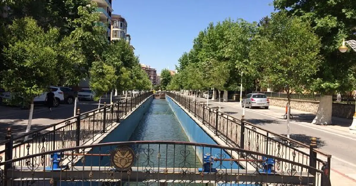 Malatya Kanal Boyu Caddesi