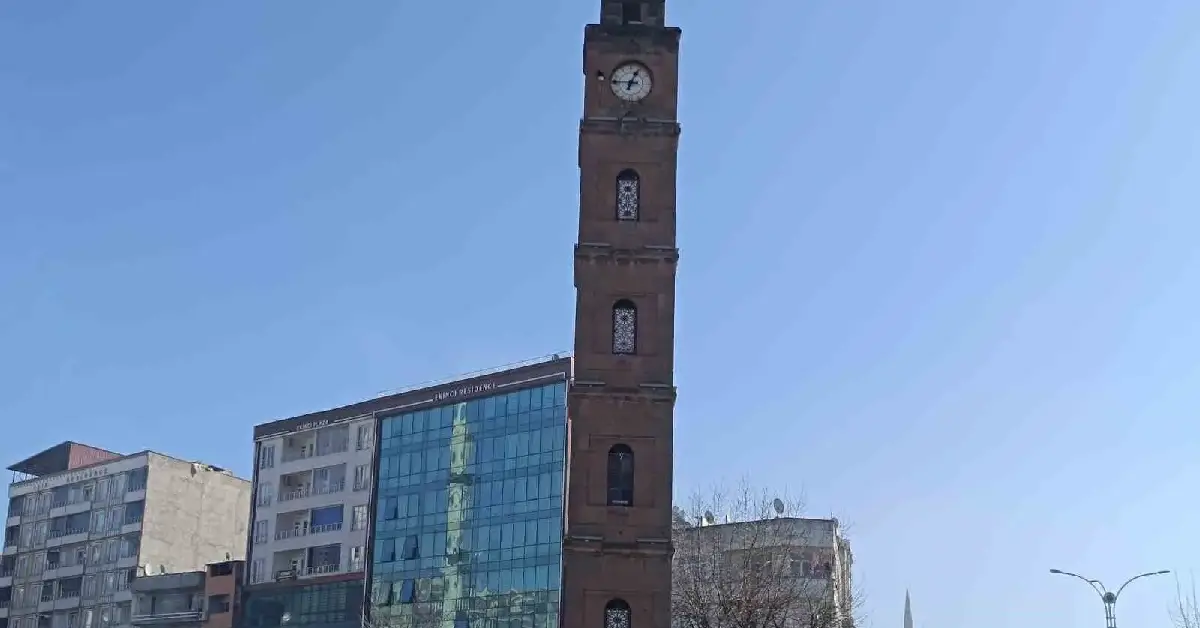 Siirt Saat Kulesi