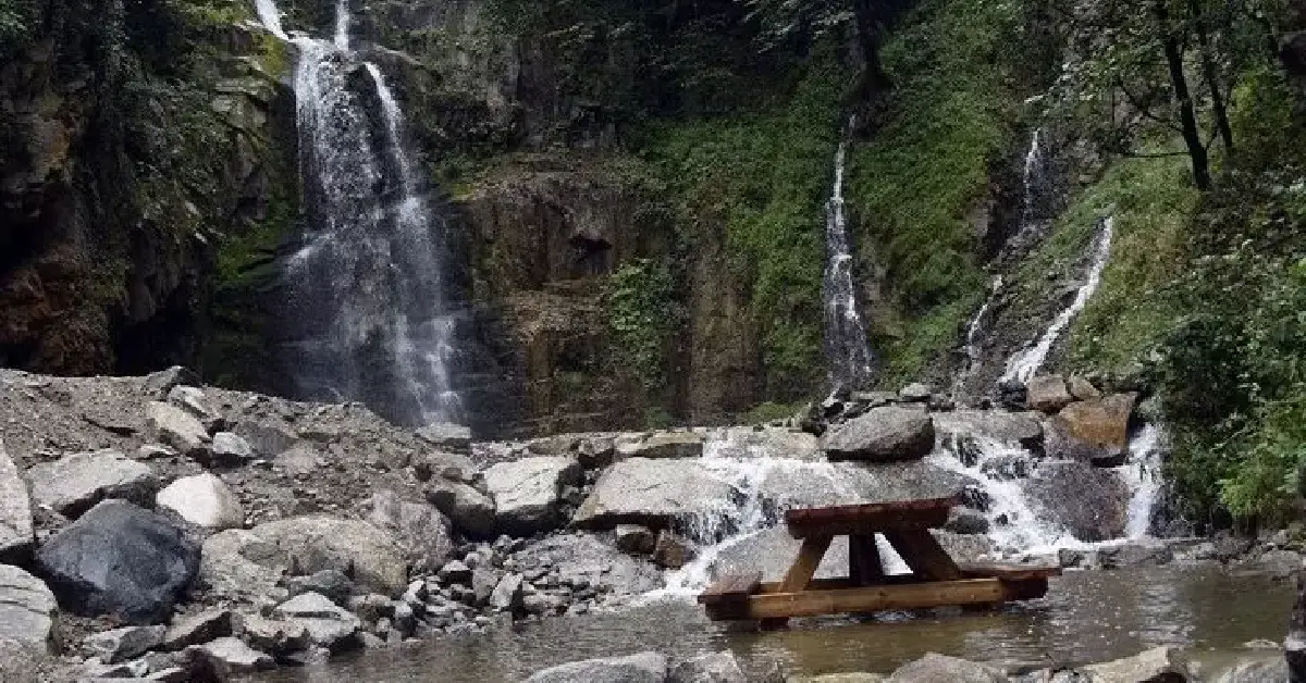 Çağlayandibi Şelalesi