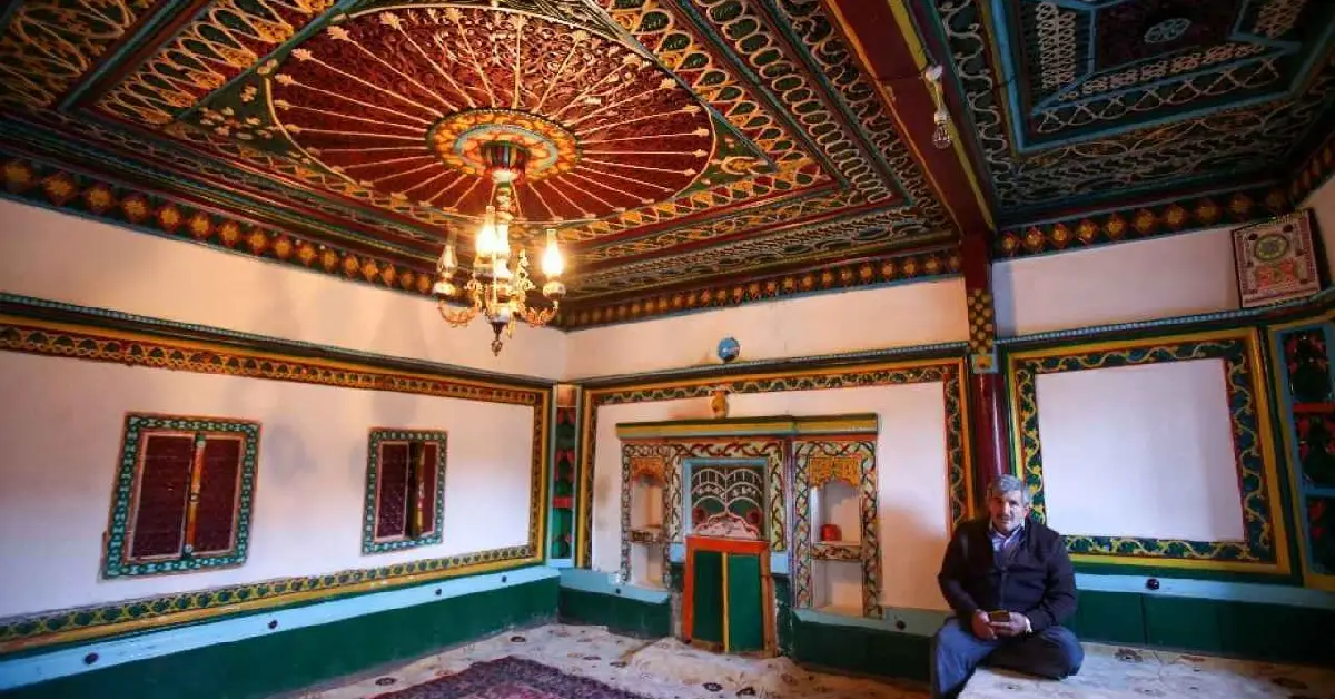 Sarıçiçek Köy Odaları