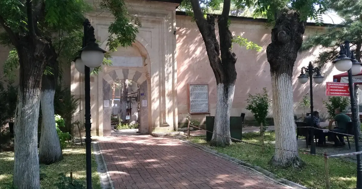 Taş Medrese