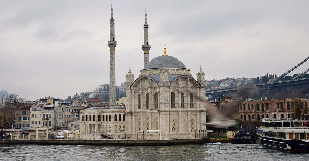ortakoy camii
